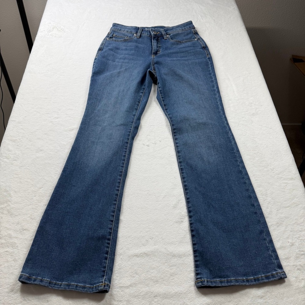 Style&Co Curvy Bootcut Jeans Womens 4 Blue Good‎ Mid Rise Stretch Denim